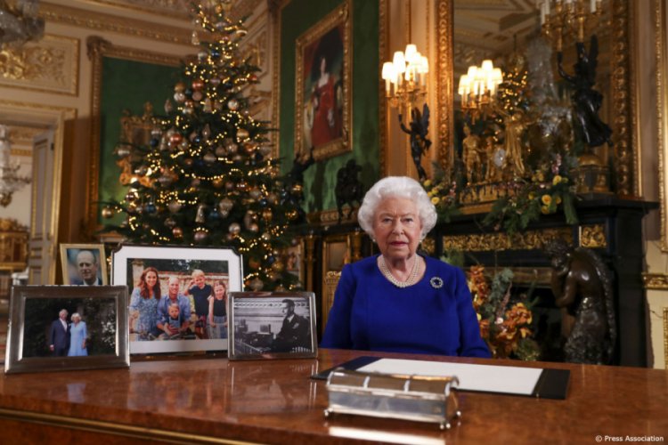 Krali&ccedil;e Elizabeth'ten ulusa sesleniş!