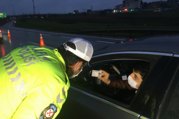 İstanbul'un giriş ve &ccedil;ıkışında denetimler s&uuml;r&uuml;yor