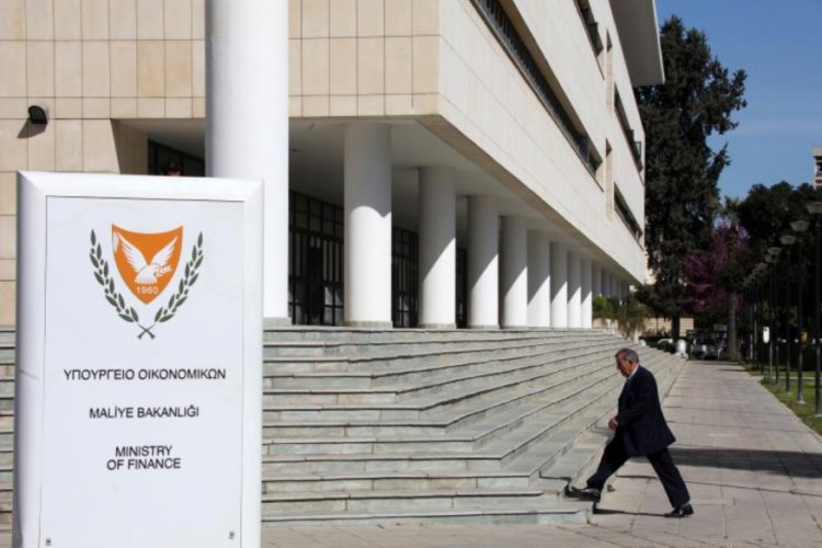 Rum ekonomisi koronavir&uuml;s alarmı verdi