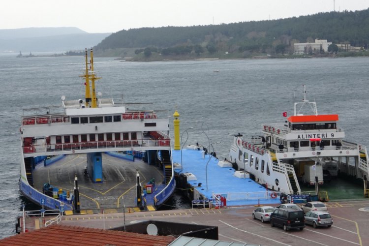 &Ccedil;anakkale-Kilitbahir hattında bazı feribot seferleri iptal edildi