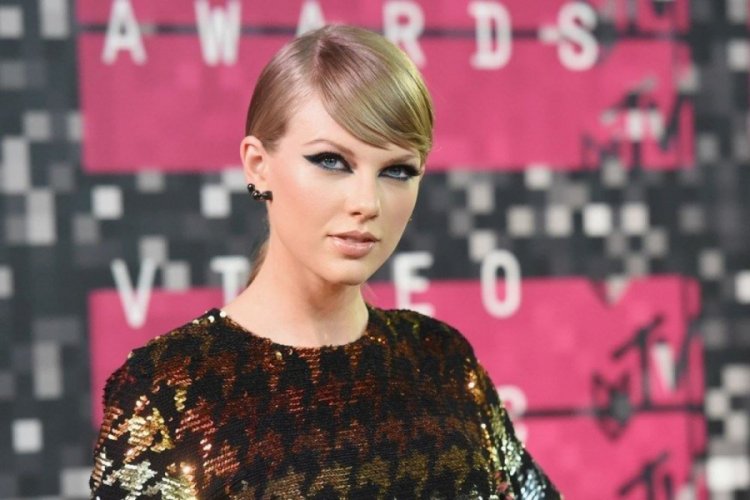 Taylor Swift: İnsanlık hi&ccedil; olmadığı kadar birbirine bağlanıyor