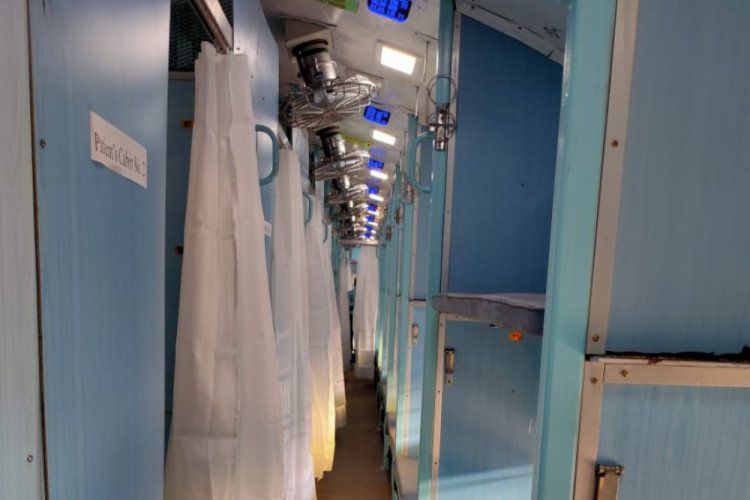 Hindistan'da tren vagonları karantina hastaneye &ccedil;evrildi