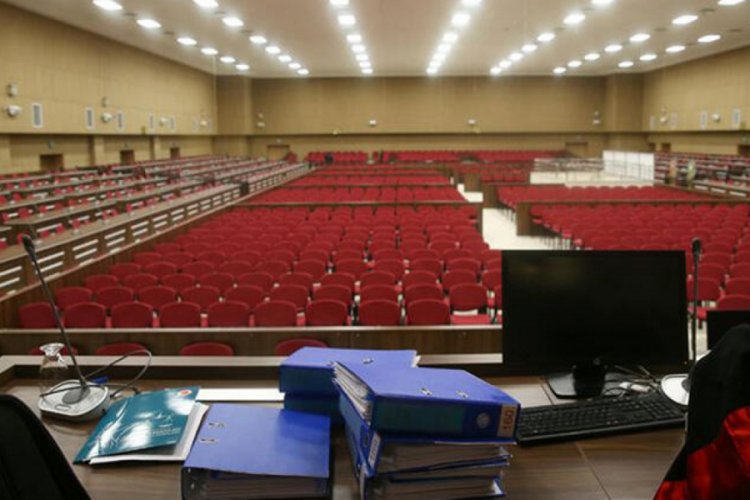 İstanbul Adalet Sarayı'nda sadece n&ouml;bet&ccedil;i mahkemeler &ccedil;alışacak