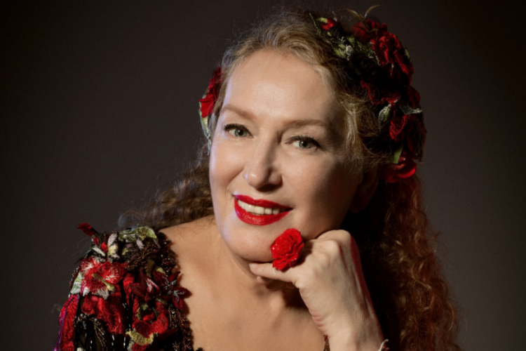 Suzan Kardeş'ten annesine duygusal mesaj