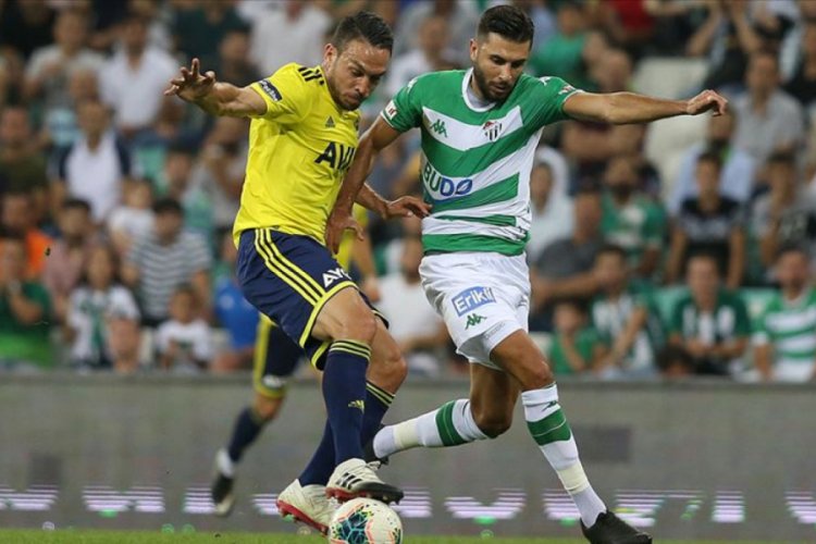 C&uuml;neyt K&ouml;z: "Transfer tahtası, psikolojimi bozdu!"