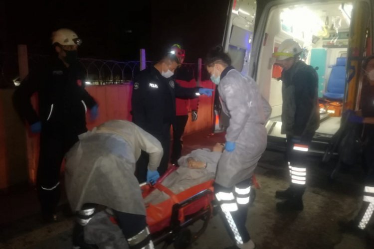 Evinde doğum yapan kadın i&ccedil;in ekipler seferber oldu