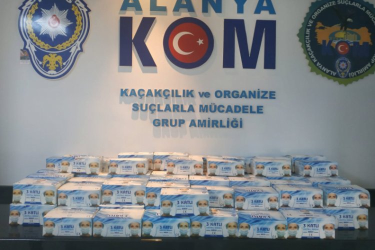 4 bin adet sahte maske ele ge&ccedil;irildi
