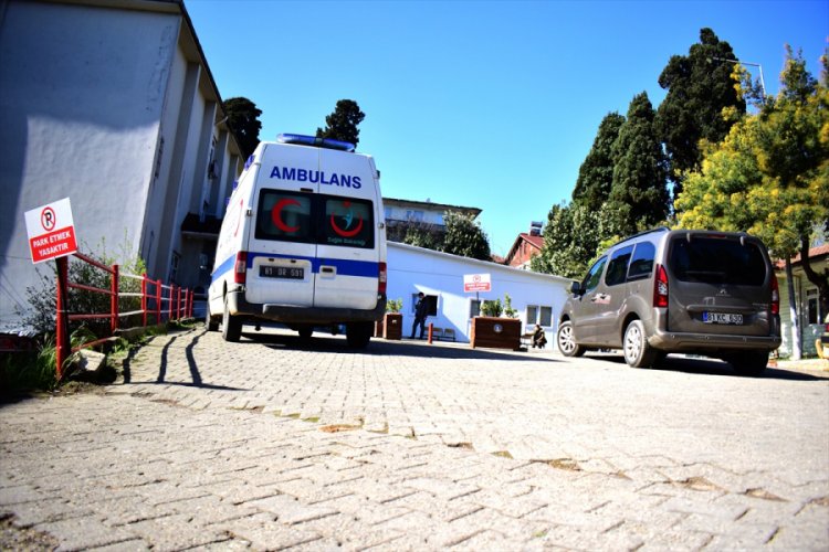 D&uuml;zce'de silahlı kavga: 1 &ouml;l&uuml;