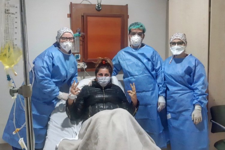 Nikahına 2 hafta kala yakalandığı korona vir&uuml;s&uuml; yendi