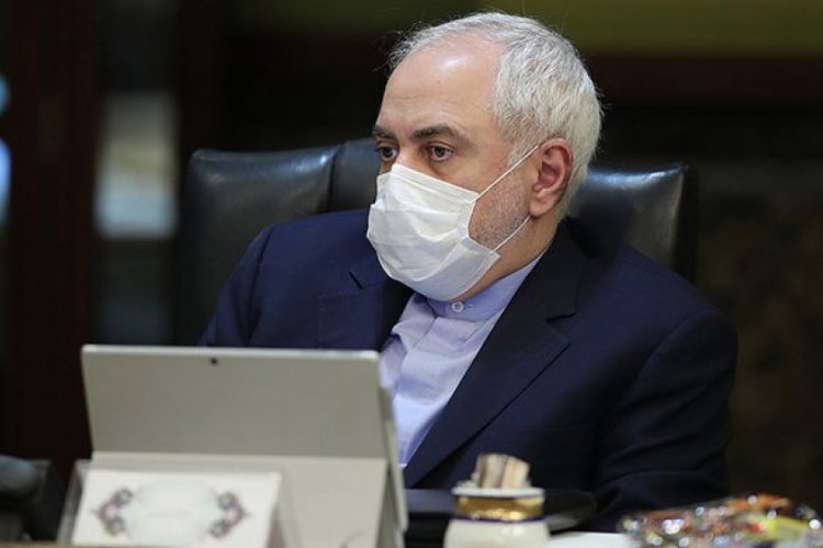 Zarif'ten Trump'a 'petrol satışını engellemekten vazge&ccedil;' &ccedil;ağrısı