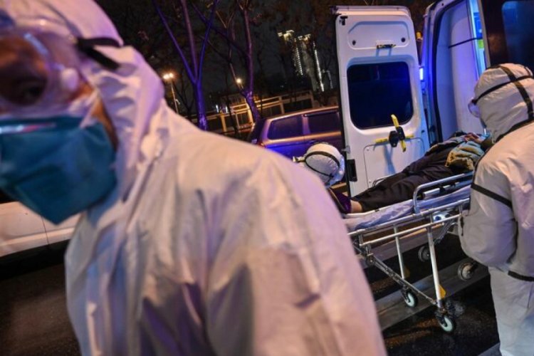 Korona vir&uuml;s tedavisi g&ouml;ren 9 kişi alkışlarla taburcu oldu