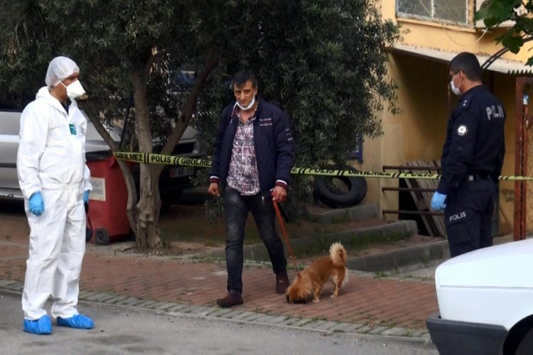 Ziyarete gittiği evde &ouml;ld&uuml;, koronavir&uuml;s testi pozitif &ccedil;ıktı!