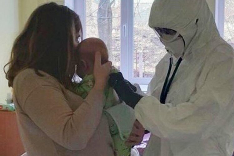 Ukrayna'da 3 aylık bebekte Corona Vir&uuml;s &ccedil;ıktı