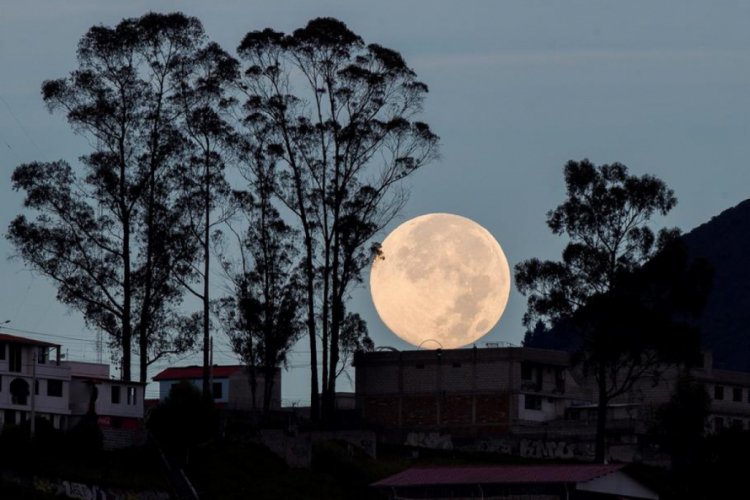 Çin'de Süper Ay böyle görüntülendi