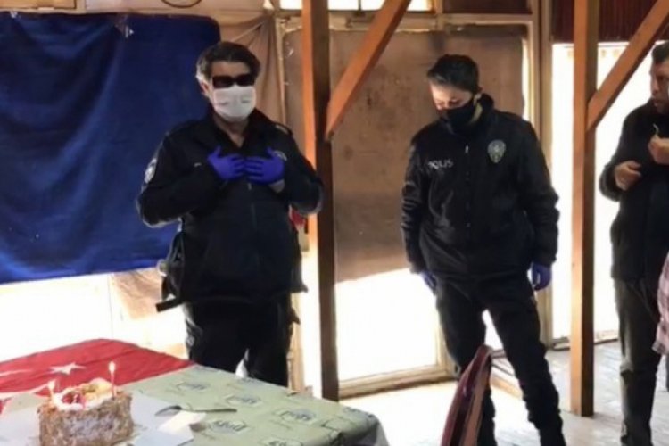Baskına giden polise 175. yıl s&uuml;rprizi