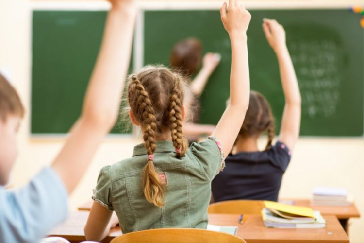 ABD'de okulların sonbahar d&ouml;neminde a&ccedil;ılması &ouml;ng&ouml;r&uuml;l&uuml;yor