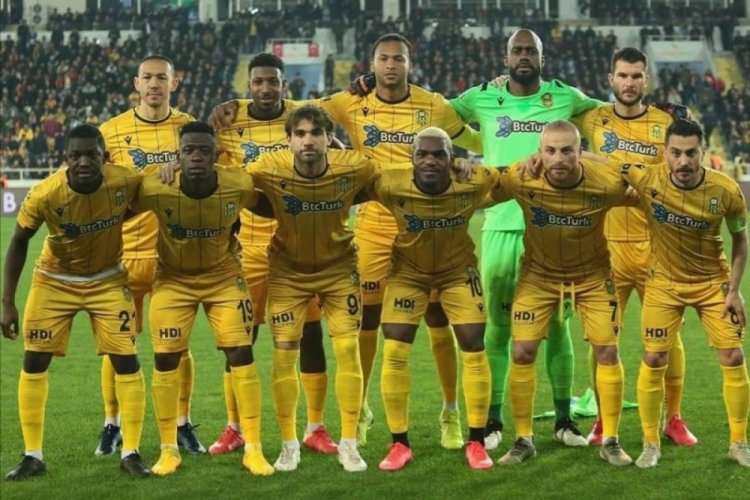 Yeni Malatyaspor'da 10 futbolcunun s&ouml;zleşmesi sona eriyor