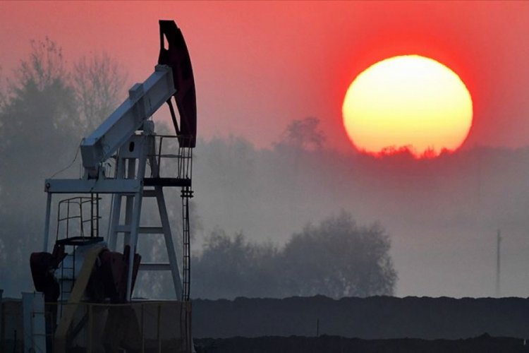 "K&uuml;resel petrol stok kapasitesi mayısta dolabilir"