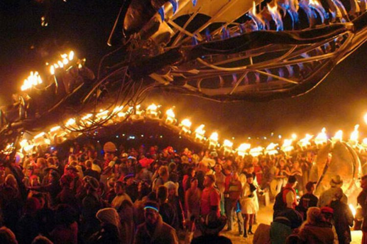D&uuml;nyaca &uuml;nl&uuml; Burning Man Festivali iptal edildi