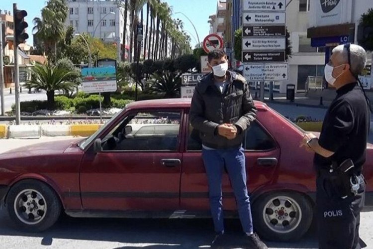 'Ağabeyim bırakmadı' diyen ehliyetsiz s&uuml;r&uuml;c&uuml;ye 3748 lira ceza