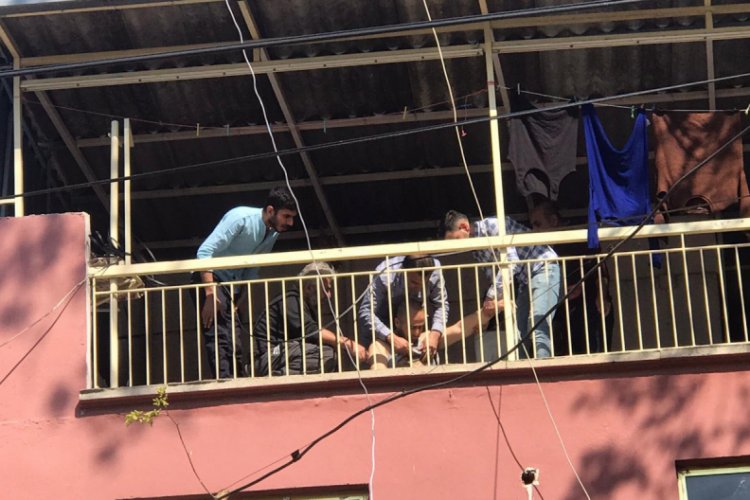 Elektrik trafosu patladı: 1 yaralı