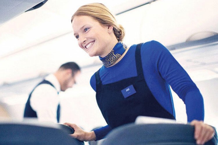 İsve&ccedil;'te hostesler hemşire olacak