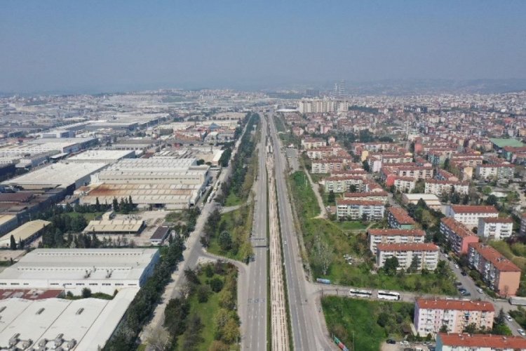 Bursa'da boş caddeler havadan g&ouml;r&uuml;nt&uuml;lendi