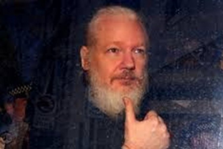 Nişanlısı, Assange'la 2 &ccedil;ocukları olduğunu a&ccedil;ıkladı