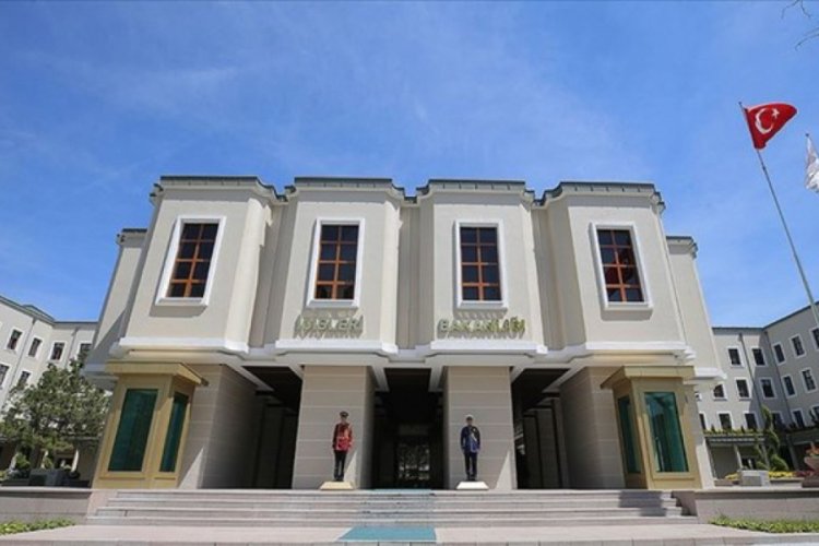İ&ccedil;işleri Bakanlığı'ndan sokağa &ccedil;ıkma yasağıyla ilgili a&ccedil;ıklama