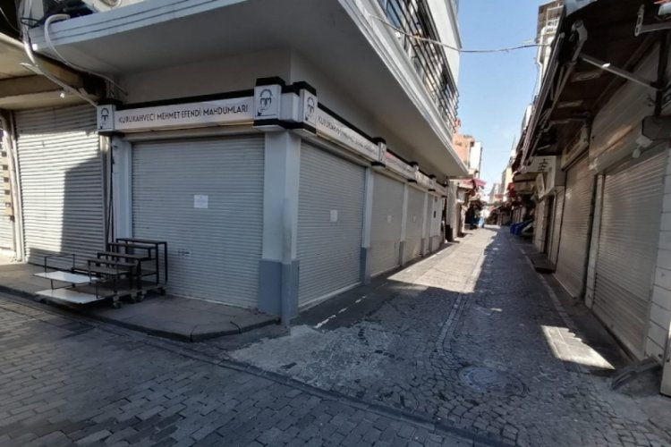 Tarihi Mısır &Ccedil;arşısı'nın &ccedil;evresi bomboş kaldı