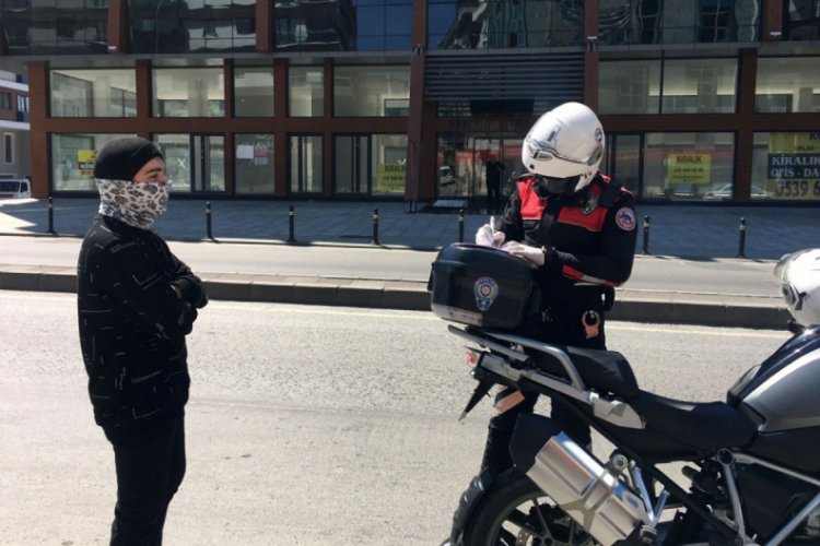 Kredi kartı cezasından ka&ccedil;arken para cezasına yakalandılar