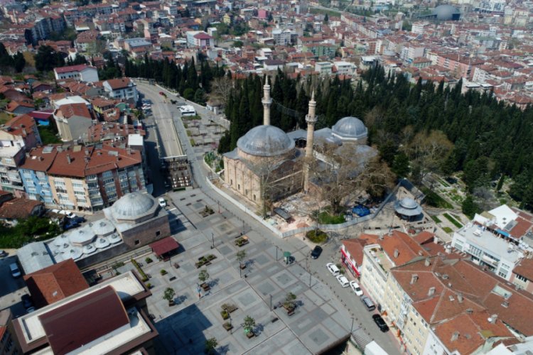 Bursa'da başkan ve rekt&ouml;rden hasretin klibi