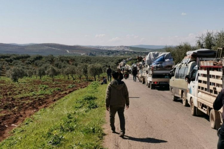 Halep-İdlib arasındaki karayolu ge&ccedil;ici olarak a&ccedil;ıldı