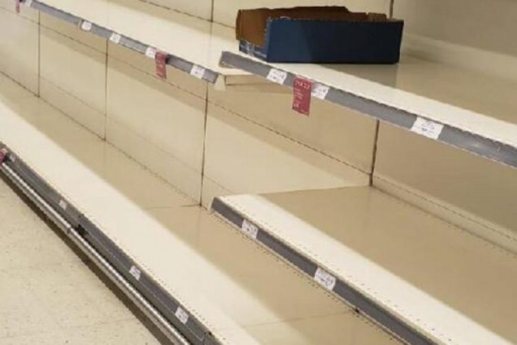 İngiltere'de 1.5 milyon kişinin karantinada yiyecek bulamadığı a&ccedil;ıklandı
