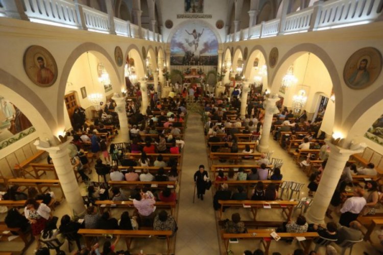 Batı Şeria'da Palmiye Pazarı kutlamaları kilise dışında yapıldı