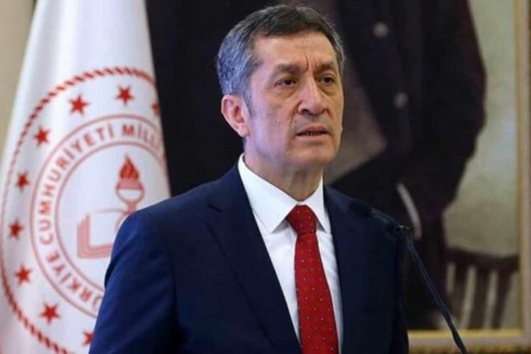 Bakan Sel&ccedil;uk: 30 video hazırladık, ilki 17 Nisan'da...