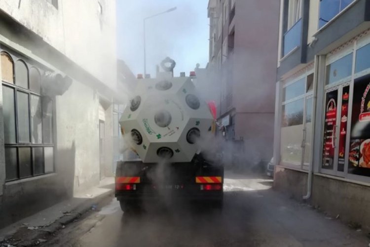 Bursa İneg&ouml;l'de ara sokaklar da dezenfekte ediliyor