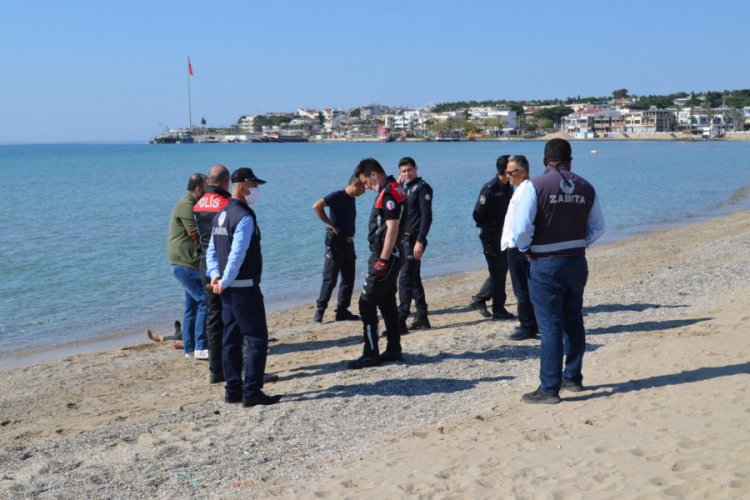 Serinlemek i&ccedil;in girdiği denizde boğuldu