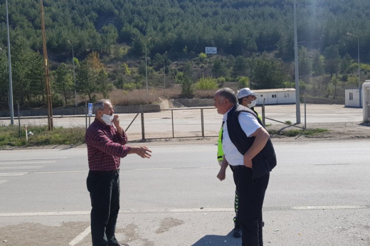'Sosyal mesafeyi' koruyarak tartıştılar!