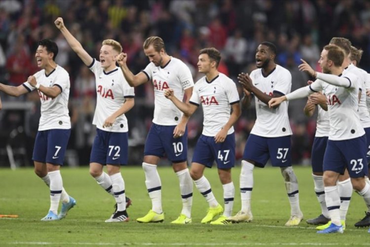 Tottenham &uuml;cretsiz izin kararından geri adım attı