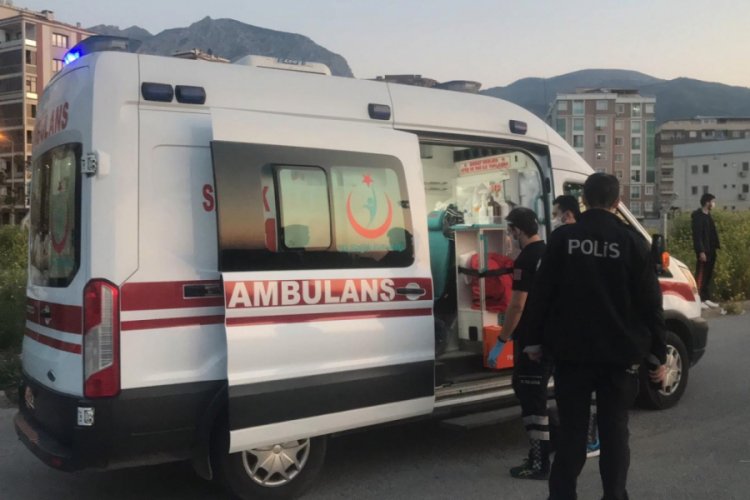 Aracıyla takla attı, burnu bile kanamadı