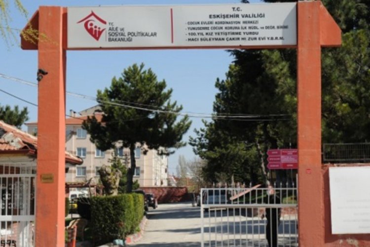 Eskişehir'de korona vir&uuml;sle m&uuml;cadele bilan&ccedil;osunu a&ccedil;ıkladı