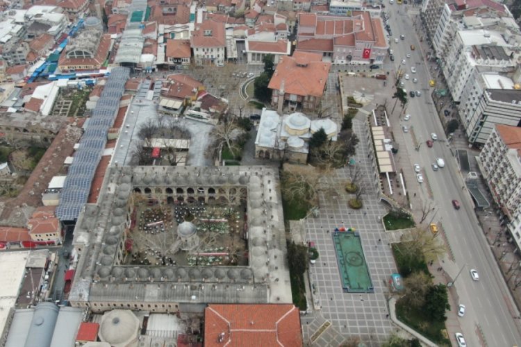 Vakıf m&uuml;lkiyetli işyerlerindeki Bursalı esnaf salgın bitene kadar kira alınmamasını istedi