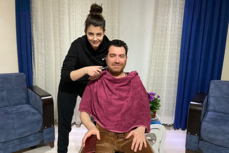 T&uuml;rkiye g&uuml;zelinden  eşine karantina tıraşı