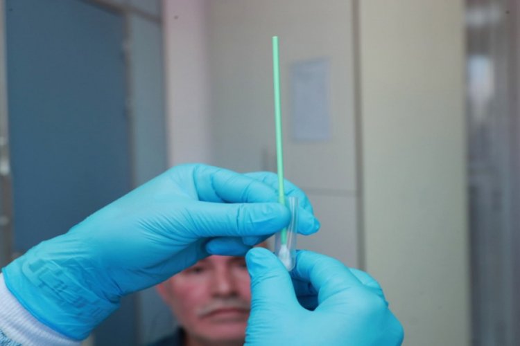 ABD'de yeni korona vir&uuml;s testine FDA'dan onay