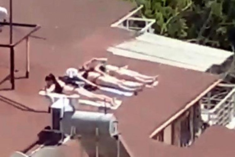 Bikinileri alıp &ccedil;atıya koştular