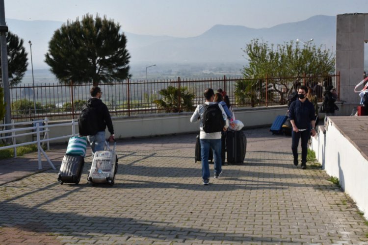 Karantina s&uuml;resi dolan 318 kişi, memleketlerine g&ouml;nderildi