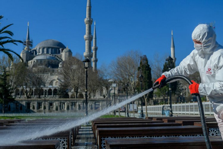 "Salgın 1 yıl s&uuml;rerse T&uuml;rkiye ekonomisi y&uuml;zde 38 k&uuml;&ccedil;&uuml;lecek"