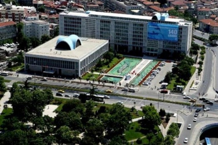 İBB'de &ccedil;alışan 471 kişide corona vir&uuml;se rastlandı