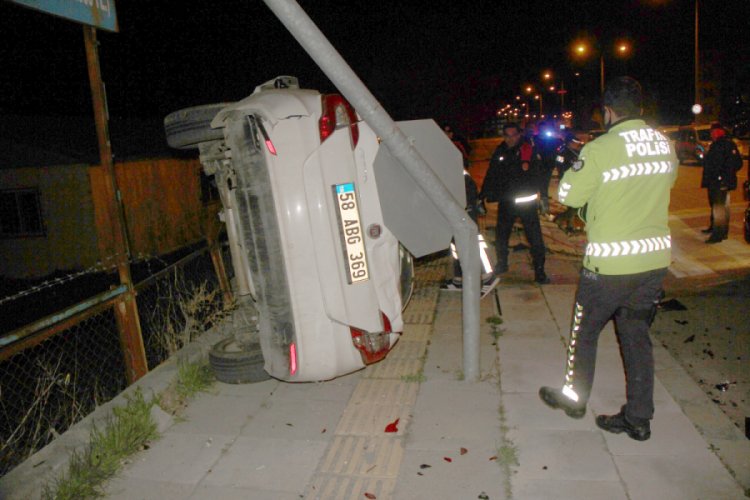 Polis memuru kazada hayatını kaybetti